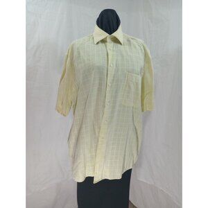 Yellow Plaid Button-Up Shirt With Short Sleeves Chest Pocket And Classic Collar